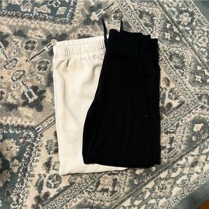 BUNDLE Size S Sweatpants